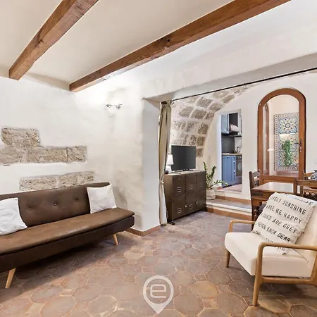 Apartment Estay - Debaix Marco Polo 55